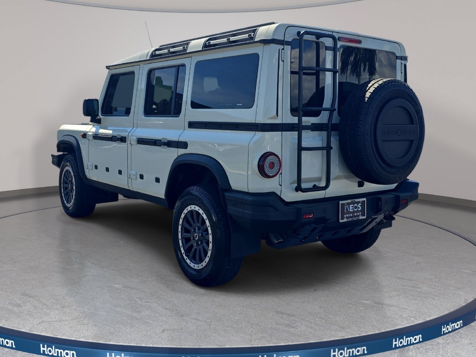 Used 2024 INEOS Grenadier Station Wagon AWD/4WD image 8