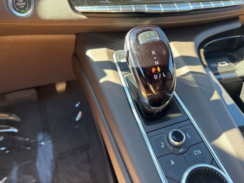 Used 2024 Cadillac Escalade ESV Sport w/ Touring Package image 20