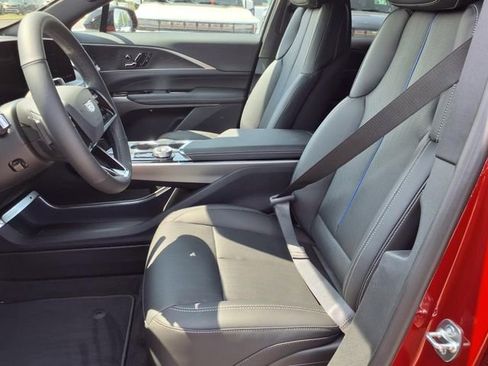 New 2025 Cadillac Lyriq Sport image 5