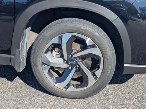 Certified 2022 Subaru Forester Touring w/ Popular Package #3 image 11