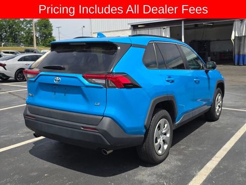 Used 2020 Toyota RAV4 LE FWD image 8