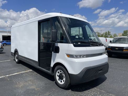 Used 2024 Chevrolet Brightdrop 600 w/ Commercial Equipment Package AWD/4WD image 14