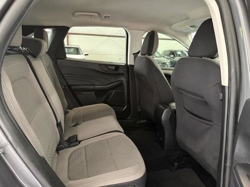 Used 2022 Ford Escape SE image 20