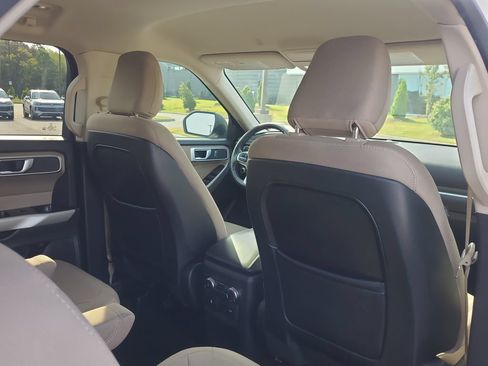 Used 2020 Ford Explorer XLT RWD image 20