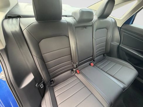 Used 2023 Volkswagen Jetta SE FWD image 18