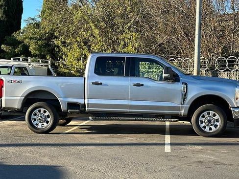 Used 2024 Ford F250 XLT image 7