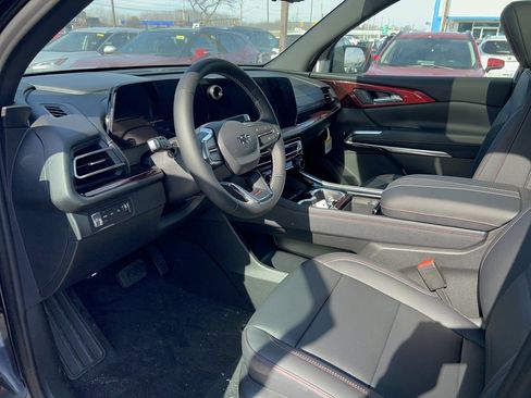 New 2026 Chevrolet Traverse Z71 image 10