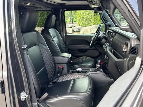 Used 2021 Jeep Wrangler Unlimited Sahara AWD/4WD image 25