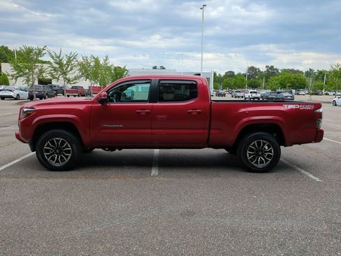 Used 2023 Toyota Tacoma TRD Sport AWD/4WD image 7