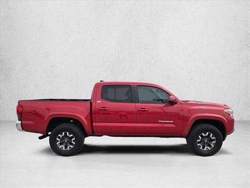 Certified 2018 Toyota Tacoma SR5 RWD image 4