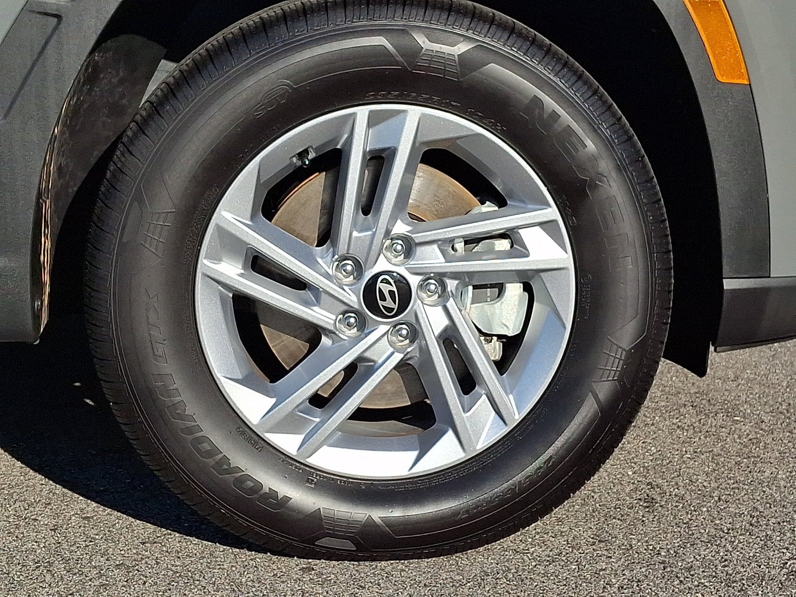 Certified 2026 Hyundai Tucson SE AWD/4WD image 8