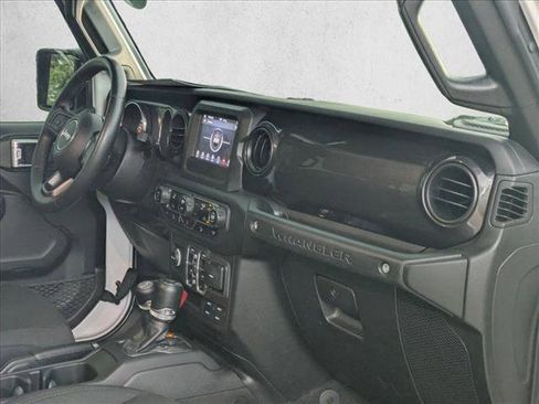 Used 2020 Jeep Wrangler Unlimited Sport AWD/4WD image 22