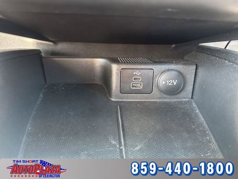Used 2025 Ford Escape Active AWD/4WD image 24