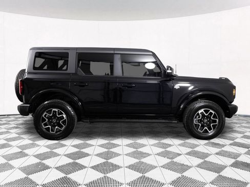 Used 2024 Ford Bronco Outer Banks AWD/4WD image 19