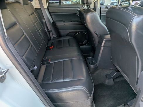 Used 2016 Jeep Patriot High Altitude image 19