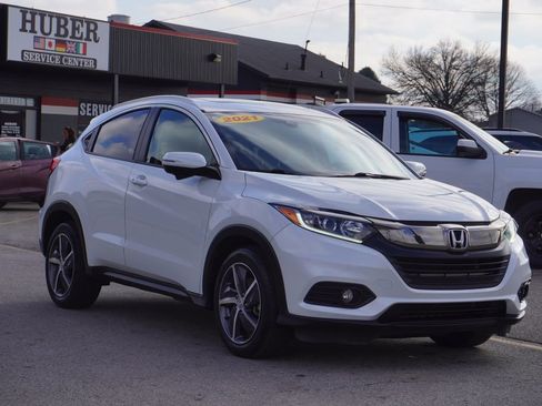 Used 2021 Honda HR-V EX image 9