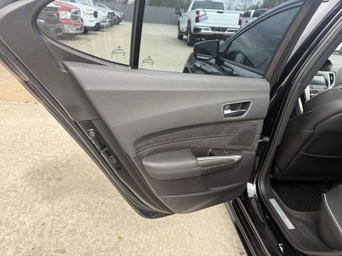 Used 2019 Acura TLX V6 w/ Technology & A-SPEC Pkg FWD image 14