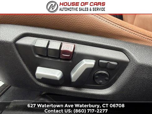 Used 2017 BMW 330i xDrive 330i xDrive Sedan image 52