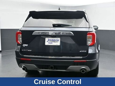 Used 2022 Ford Explorer Limited w/ Limited Technology Package image 11