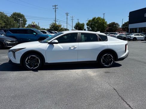 New 2025 Kia K4 EX image 6