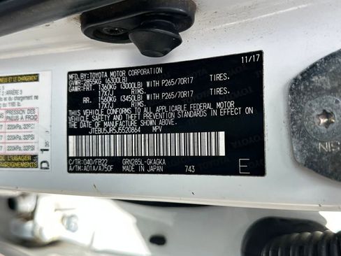 Used 2018 Toyota 4Runner SR5 image 21