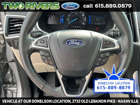 Used 2021 Ford Edge Titanium FWD image 20