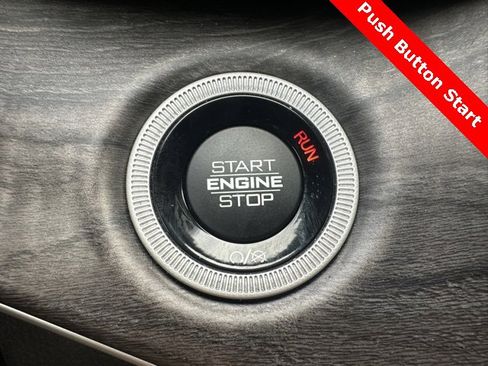 Used 2022 Jeep Grand Cherokee L Limited image 21