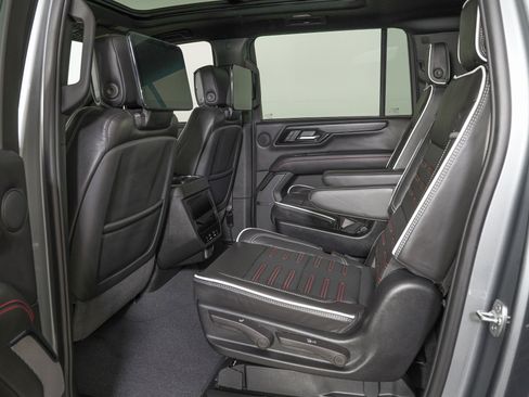 Used 2026 GMC Yukon XL AT4 Ultimate image 16