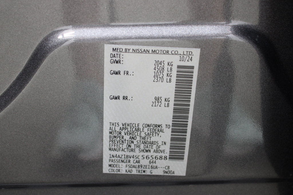 Used 2025 Nissan Leaf S FWD image 28