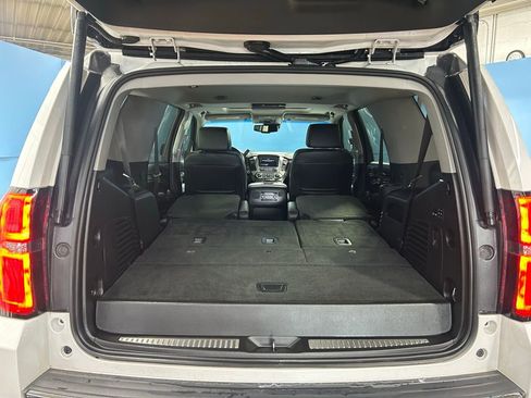 Used 2018 Chevrolet Tahoe Premier AWD/4WD image 41