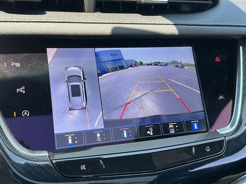 Used 2024 Cadillac XT6 Sport w/ Technology Package AWD/4WD image 23