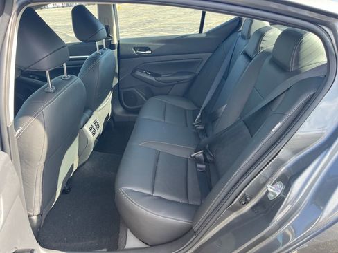 New 2025 Nissan Altima 2.5 SL image 14