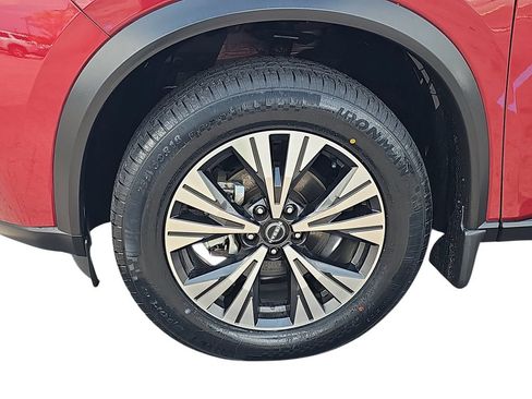 Used 2023 Nissan Rogue SV AWD/4WD image 29