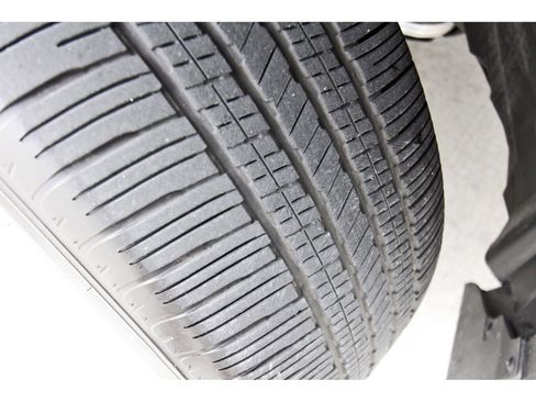 Used 2025 Nissan Rogue SV image 29