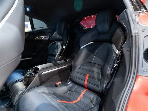 Used 2023 Ferrari Purosangue image 32