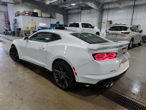 Used 2023 Chevrolet Camaro ZL1 RWD image 5