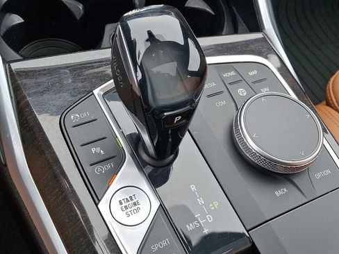 Used 2019 BMW 330i xDrive Sedan w/ Premium Package image 15