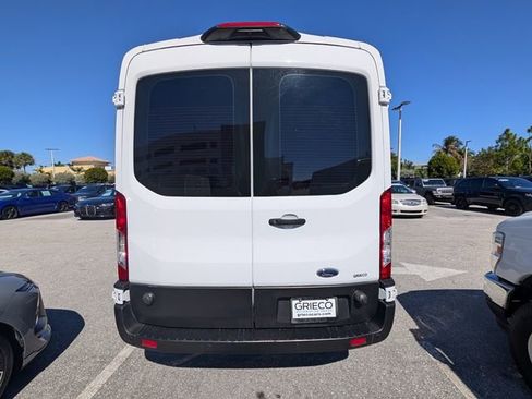 Certified 2022 Ford E-Transit Medium Roof w/ Interior Upgrade Package image 8