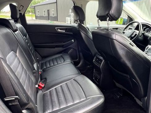 Used 2016 Ford Edge SEL w/ Equipment Group 201A AWD/4WD image 16