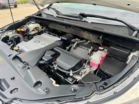 Used 2015 Toyota Highlander Limited w/ Driver Technology Package image 45