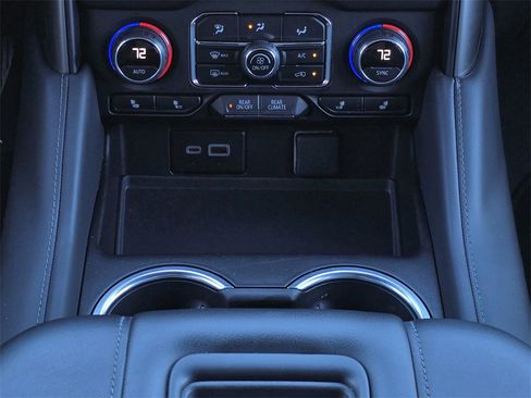 Certified 2024 Chevrolet Tahoe LT image 25