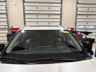 Used 2024 Toyota Highlander XLE video 2