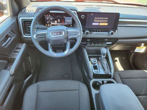 New 2025 GMC Canyon Elevation w/ Technology Package image 9