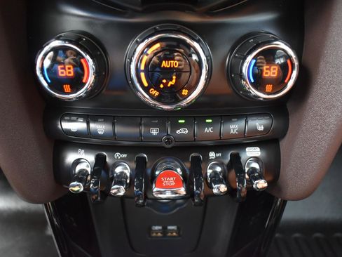 Used 2018 MINI Cooper S FWD image 26