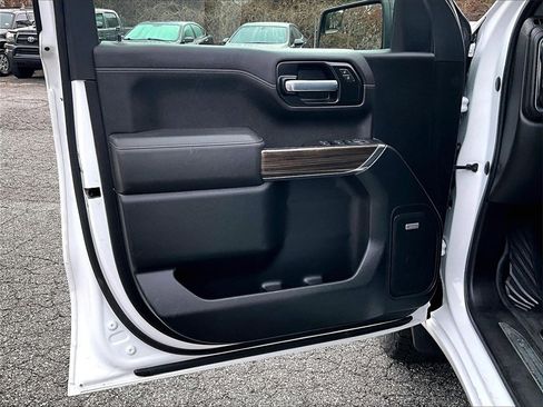 Certified 2021 Chevrolet Silverado 1500 LT Trail Boss w/ Convenience Package II image 15