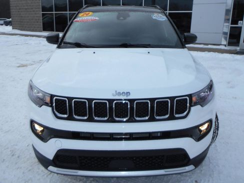 Certified 2024 Jeep Compass Limited image 26