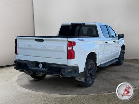 Used 2020 Chevrolet Silverado 1500 LT Trail Boss w/ Convenience Package image 7