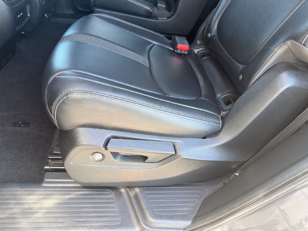 Used 2024 Honda Pilot EX-L image 13