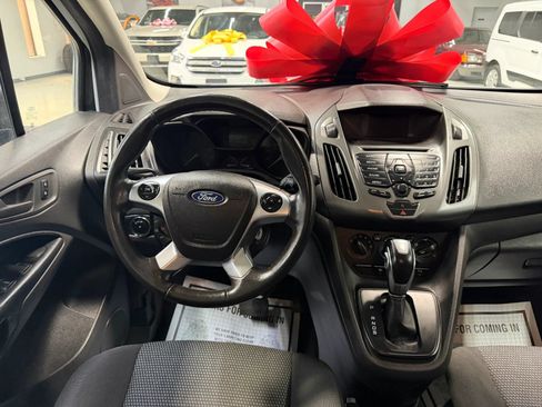 Used 2018 Ford Transit Connect XL FWD image 30