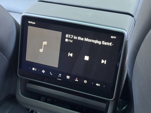 Used 2025 Tesla Model 3 Long Range image 37